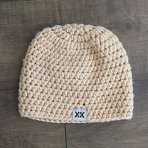 HAND CROCHET BEANIE CREAM FROM AFRICA WOMANS